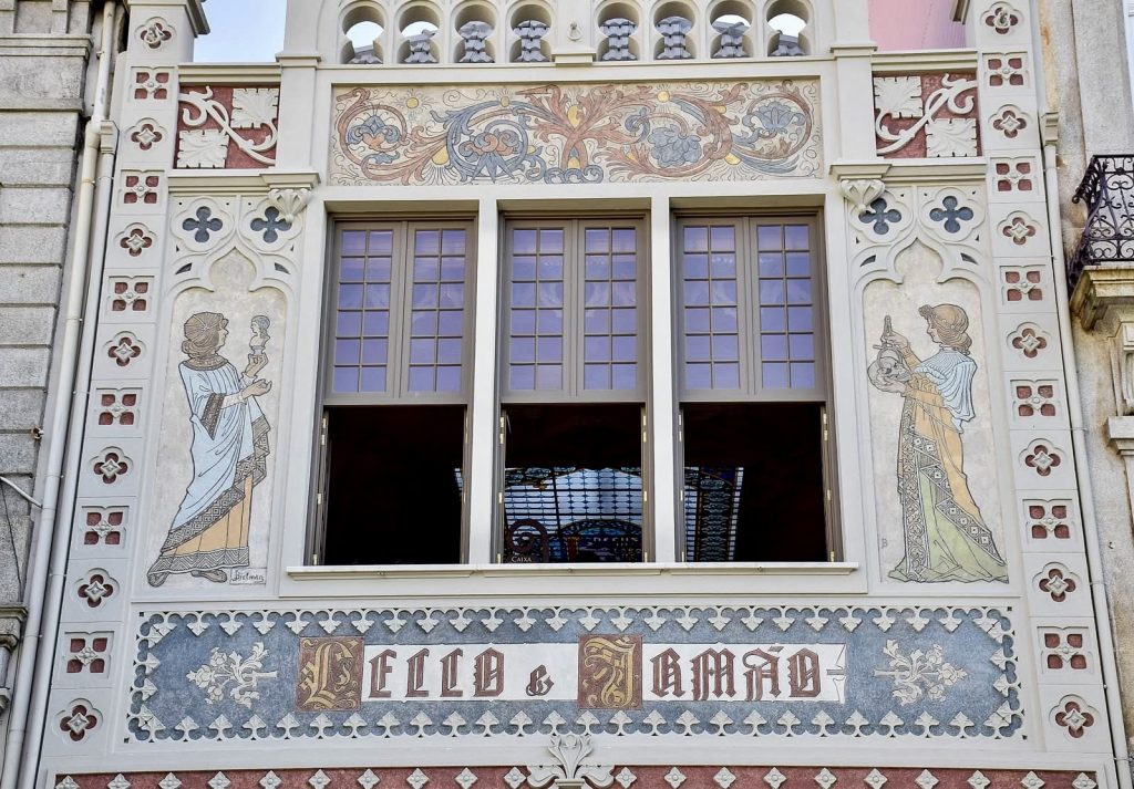 librairie Lello,un des joyaux de notre belle ville de Porto